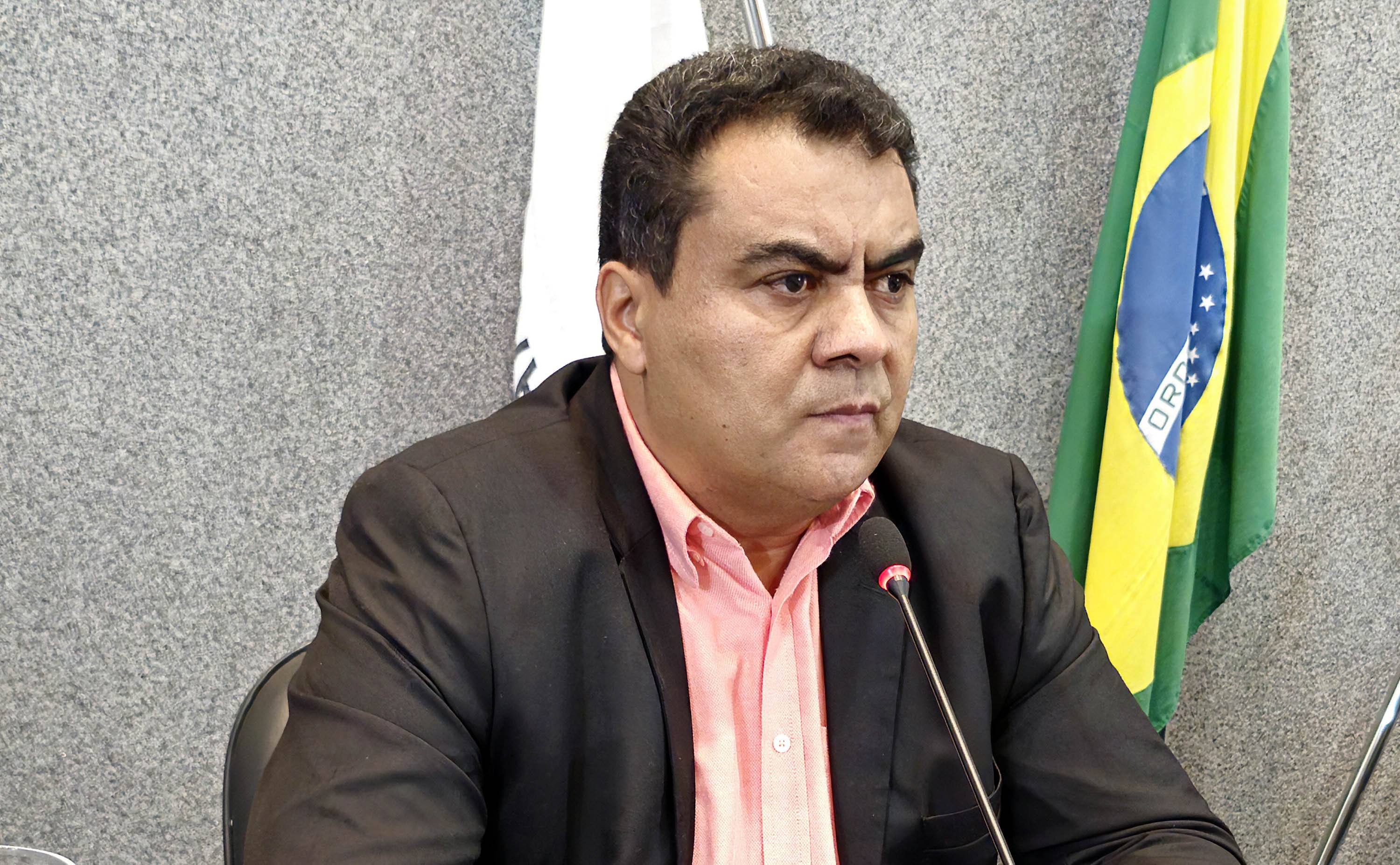 VEREADOR DUNGA PROPÕE INSTALAÇÃO DE ESTÁTUAS DE PEIXES EM PONTOS TURÍSTICOS DE FRONTEIRA